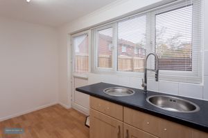 Kitchen/diner- click for photo gallery